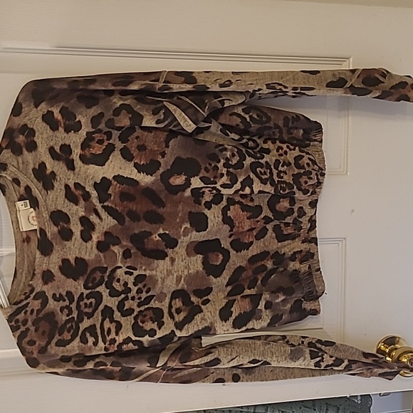 In the Moment light sweater - Picture 1 of 4